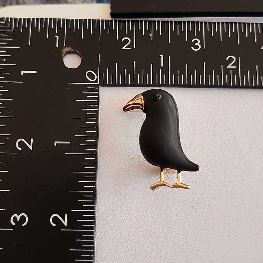 Brooch Crow /Raven Brooch Matt Enamel Color BRO - Picture 4 of 4